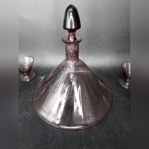 Vintage art Deco amethyst decanter with five cordial‎ glasses - Picture 1 of 7